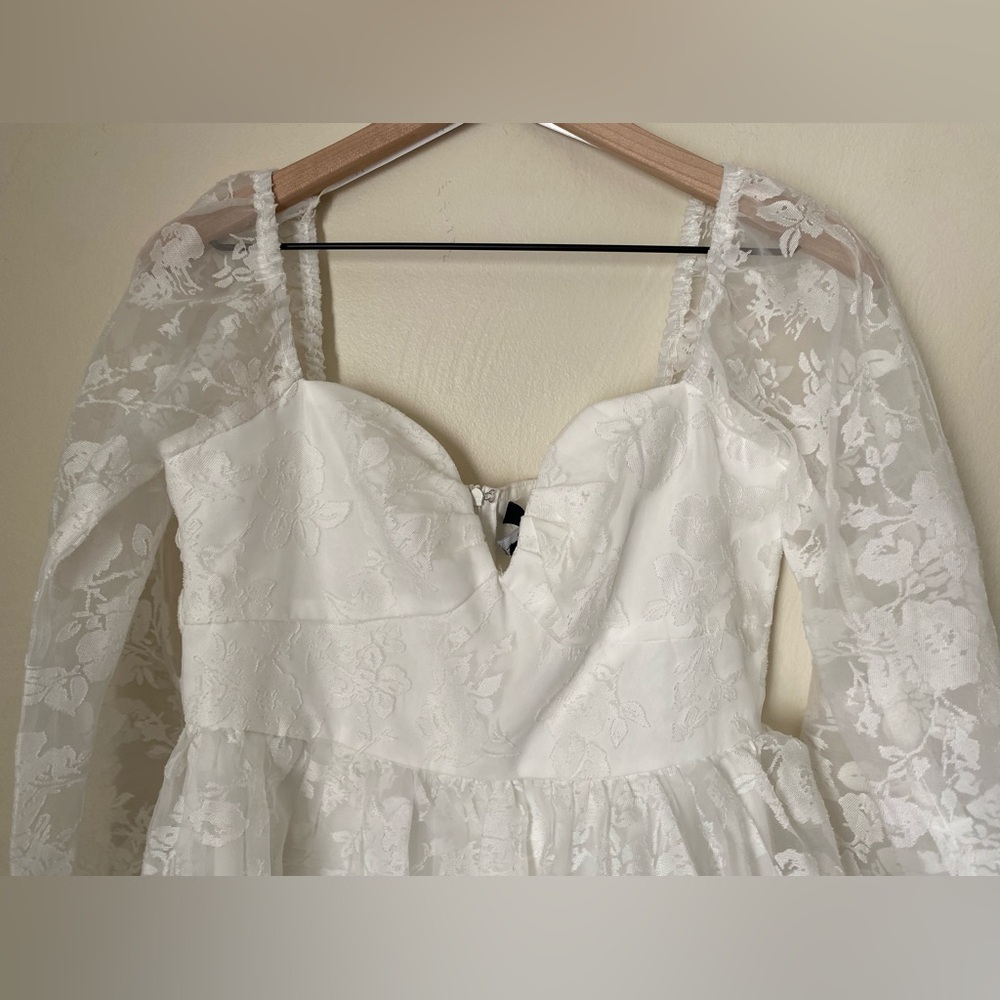 Lulu’s Exceptionally Darling White Burnout Floral Bustier
Mini Dress Medium - Picture 2 of 11